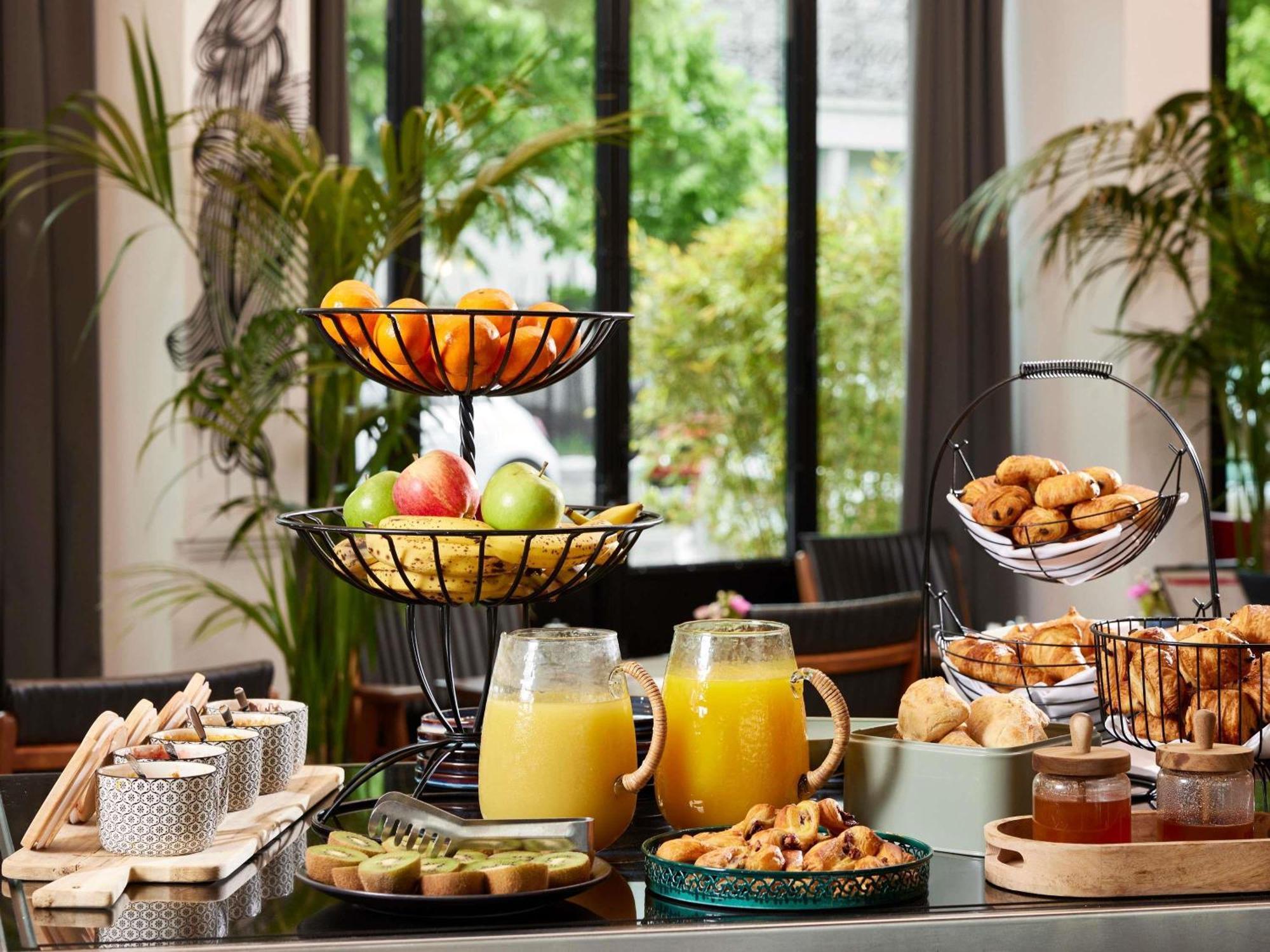 Molitor & - Mgallery Collection Hotel 5*